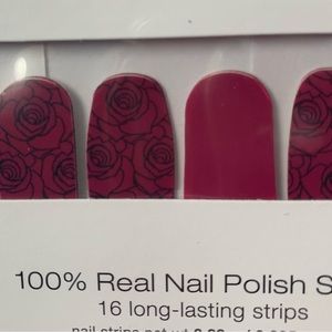 Rose Goes: nail art with cream finish, dry nail polish strips by Color Streets